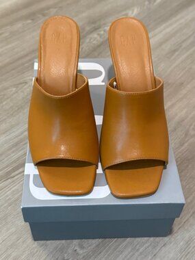 GAP Women's Wedge Heel Mule Sandals - Cognac/Tan - Size 7 - With Box
